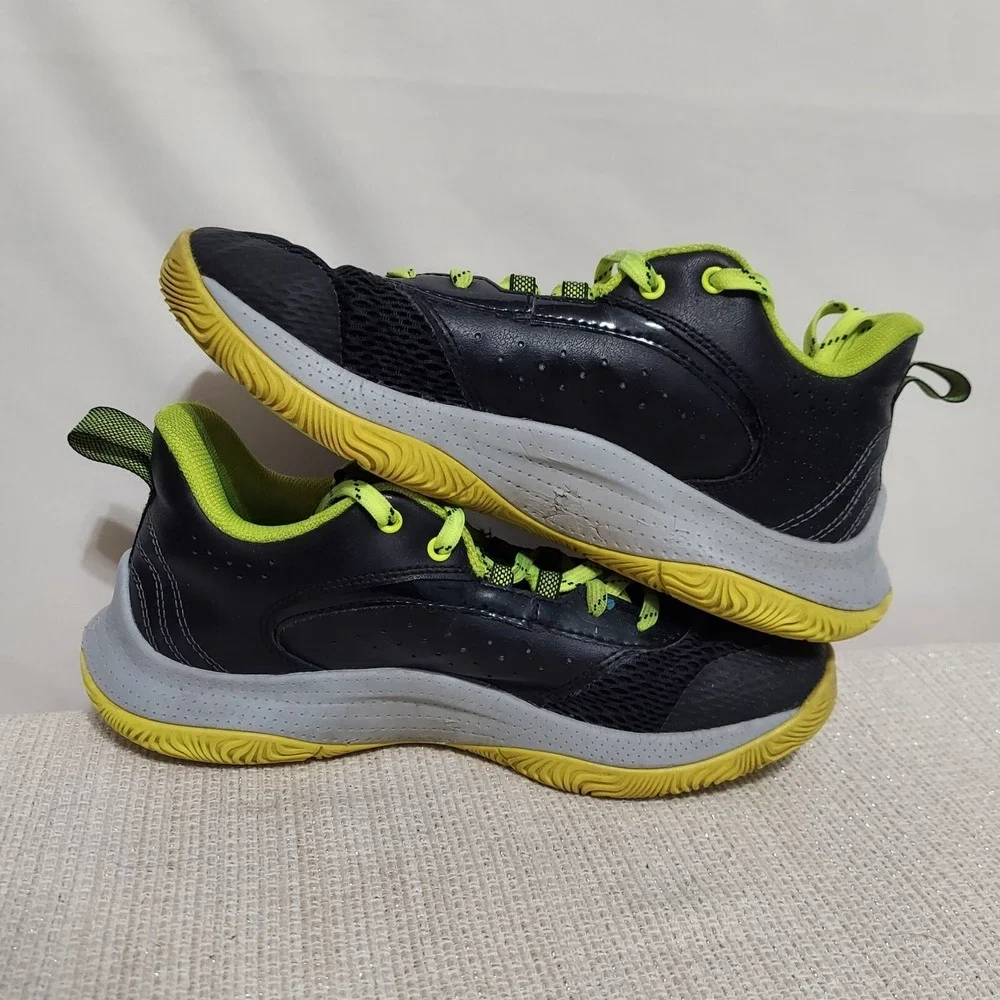 Under Armour Steph Curry GS 3Z6 Size US 6Y‎ Kids Sneaker Black/Lime